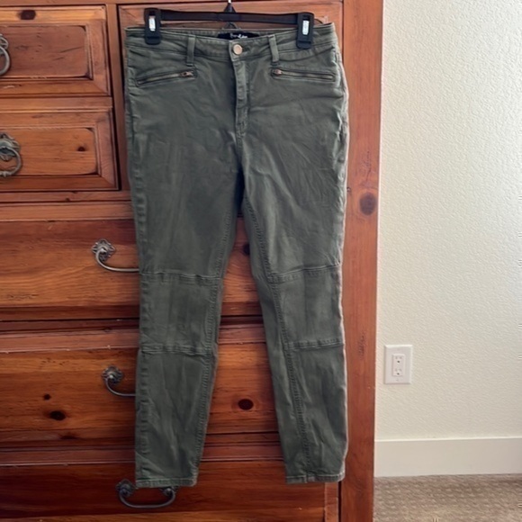 Boden Denim - Boden The Brighton Biker Skinny Women’s jean, size 8P US.